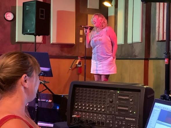 Monday Karaoke show image